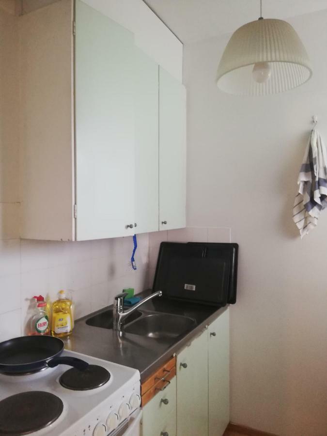 Fantastic Apartment In Hip Area Of Kallio Helsinki Exterior foto